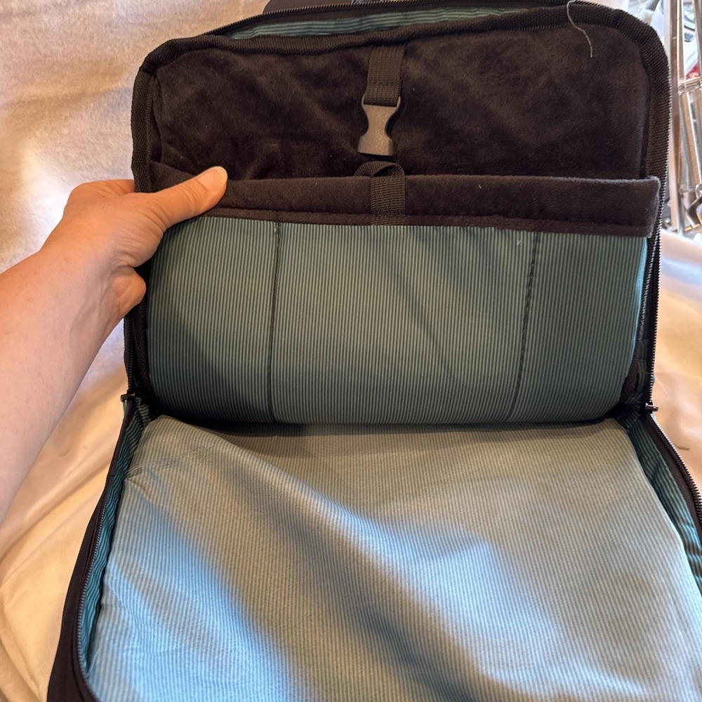 The Journeyman Bag Co Canvas Black Laptop Backpack Bag NWT 15x19" Travel Case - Picture 4 of 6